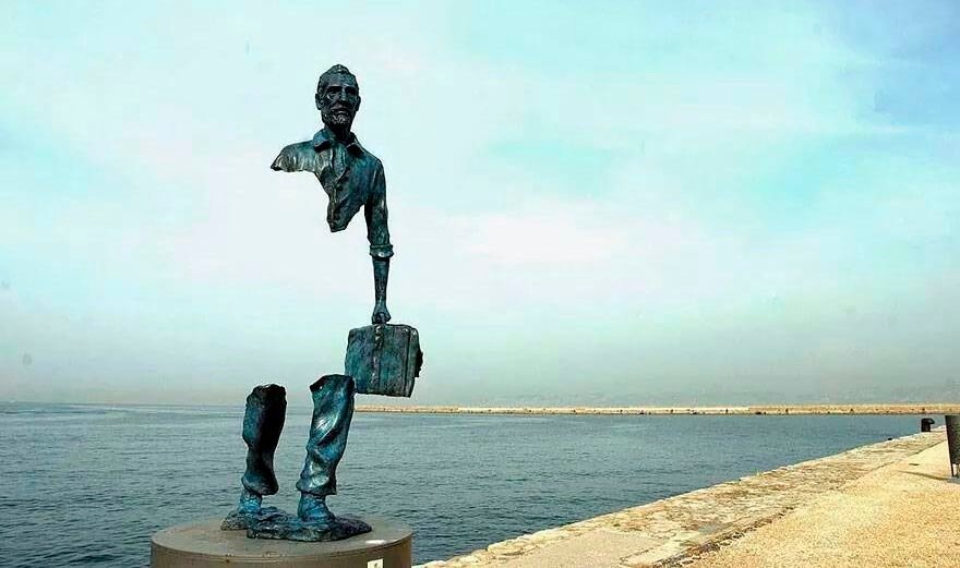 “Les Voyageurs”, esculturas de bronce de Bruno Catalano